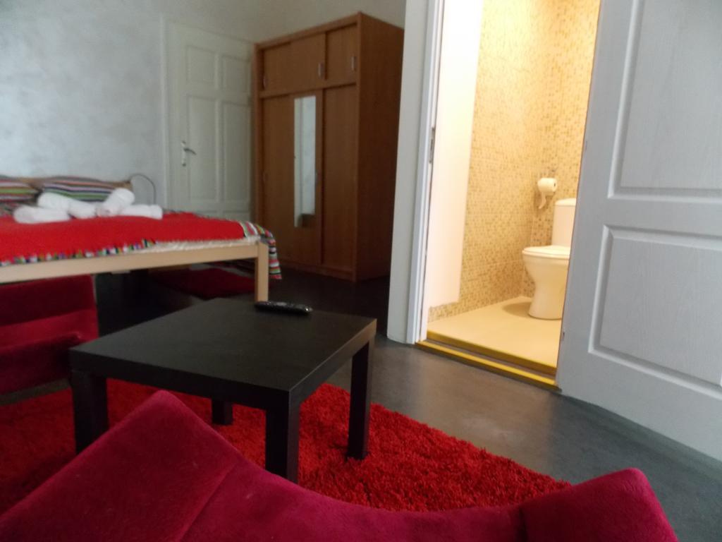 بلغراد Guest House Miss Depolo الغرفة الصورة